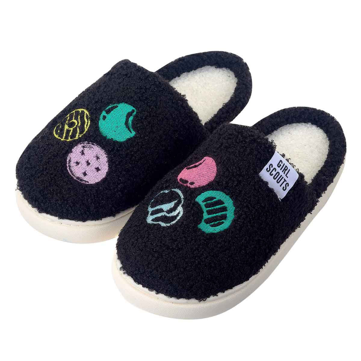 Cookie & Dots Fuzzy Lounge Slippers - Girls
